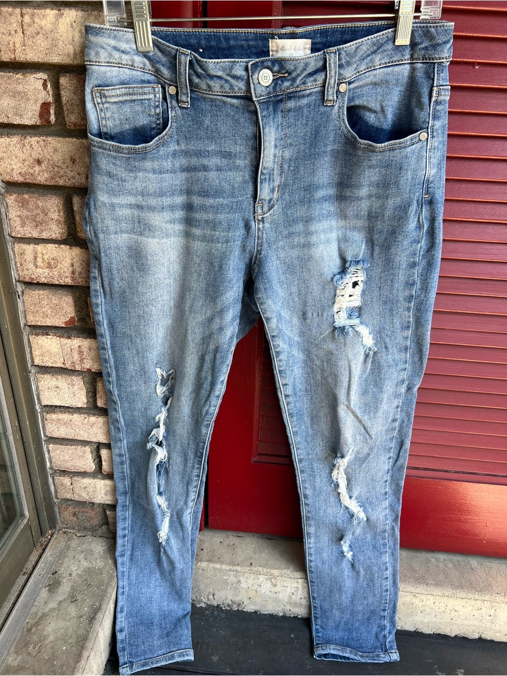 Altar’d State Distressed Skinny Light Wash Jeans Size 29